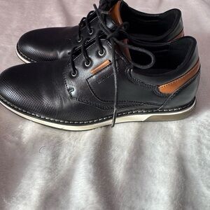 Kids Black Dress Lace-Up Shoes with Brown Accent size 4 boy